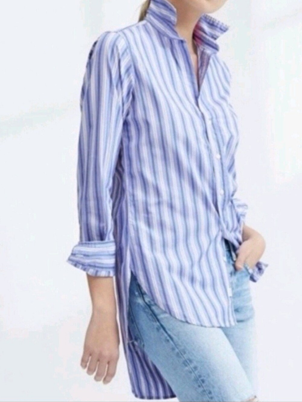 Frank & Eileen Grayson Blue &White Vertical Stripe Button-Up Chic Minimalist